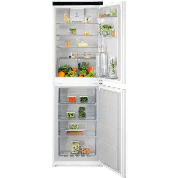 Electrolux LNA7TE18S5 B/I TwinTech NoFrost 50/50 Fridge Freezer