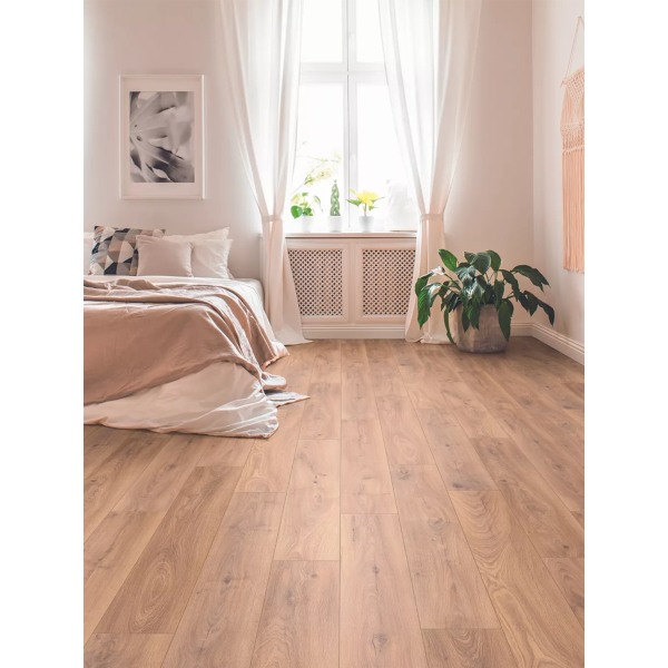 Krono Original Classic Everest Oak Laminate Plank (1.73 m2 Per Pack)